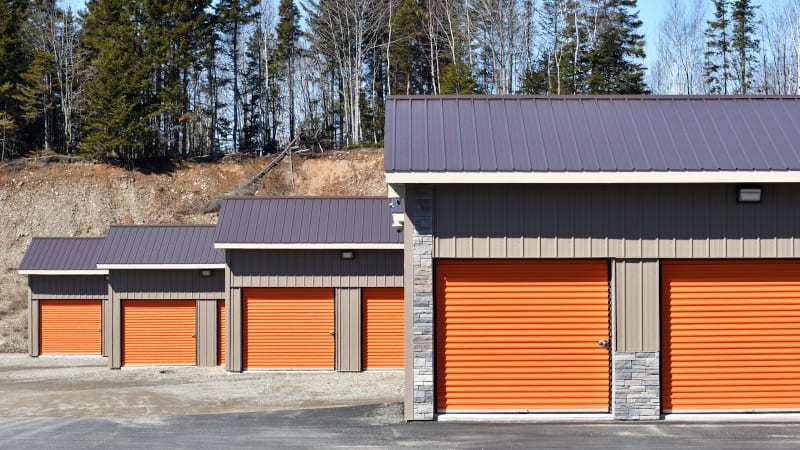 What You Need to Know Before Getting a Commercial Storage Unit